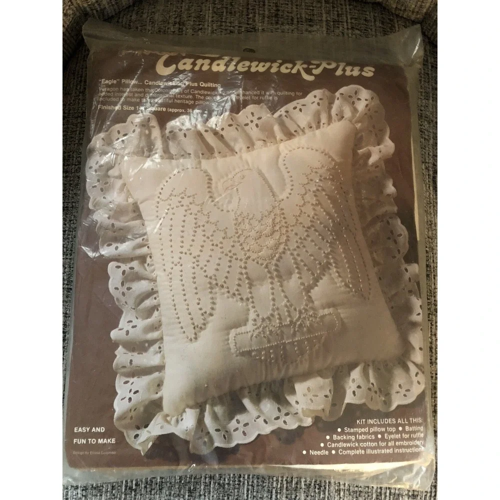 Paragon Candlewick -Plus Eagle Pillow Plus Quilting 14
